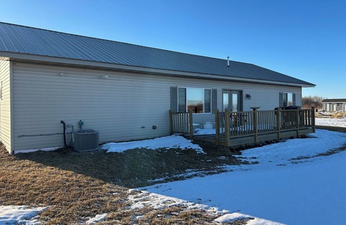 Baudette House | Charming 2-bedroom house just off the south shore of Lake of the Woods.