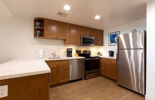 Carlsbad Resort | Charming 2-bedroom resort in wonderful Carlsbad with a view of the flower fields