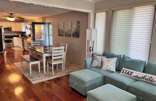 Battle Creek House | Charming 2-bedroom 2 bath lake house on Goguac Lake in Battle Creek with WiFi/AC