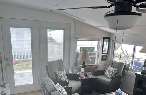 Birdsnest House | Charming 2-bedroom house right next to beach in gorgeous cape Charles