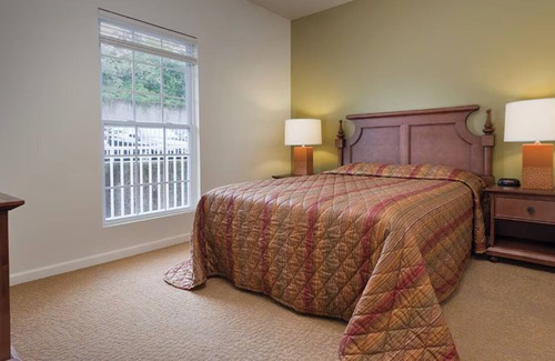 Osage Beach Resort | Charming 2-bedroom resort with WiFi, fitness room in enjoyable Osage Beach