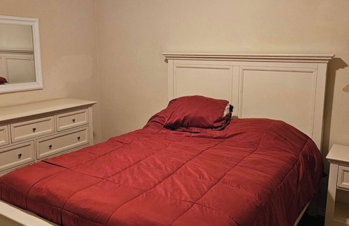 Southside Apartment | Charming 2-bedroom apartment with AC, WiFi in pleasant San Antonio