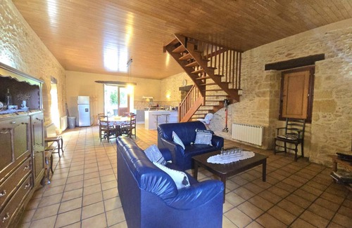 Saint-Andre-dAllas Cottage | Charming 2-Bed Cottage Near Sarlat with Fireplace, Garden & BBQ