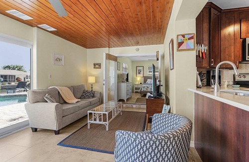 Saint James City House | Charming 2BR/2BA Pet-Friendly Home with Pool in St. James City!