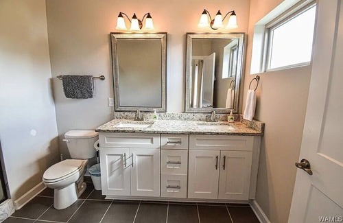Tuscaloosa Condo | Charming 2BR/2BA condo in Downtown Tuscaloosa with gated parking.