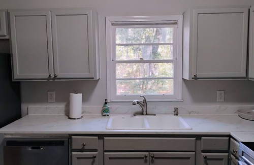 Edisto Island House | Charming 2BR/2BA home in quiet, wooded area of Edisto, 4 mi. to beach