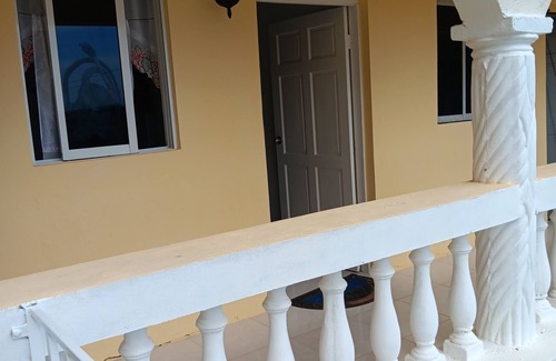 Gordon Town Apartment | Charming 3-bedroom apartment in enchanting St. Andrew Parish with AC, WiFi.