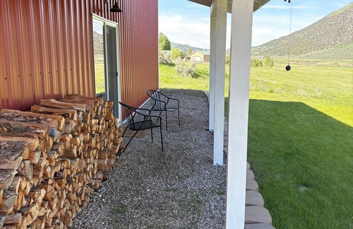Lava Hot Springs House | Charming 3-bedroom barn with AC, WiFi in delightful Lava Hot Springs