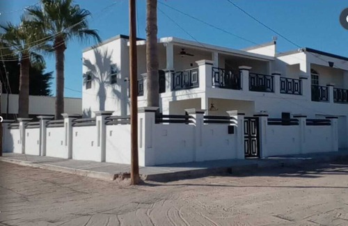 Oriente House | Charming 3-bedroom house with WiFi and AC in lovely Puerto Peñasco