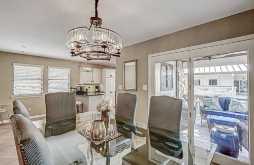 Horseshoe Bay West House | Charming 3-bedroom house in brilliant Horseshoe Bay West on RamRock Golf Course