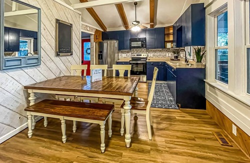 Lake Waccamaw House | Charming 3-bedroom house on enchanting Lake Waccamaw with AC