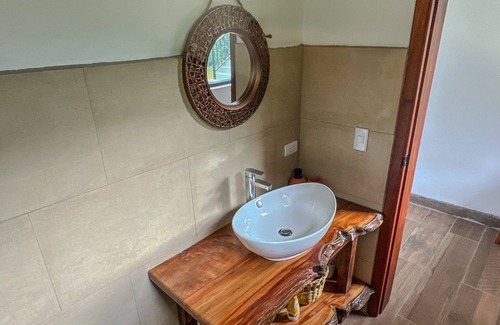 Pomasqui Bed & Breakfast | Charming 3-bedroom bed & breakfast in the mountains outside of Quito with WiFi