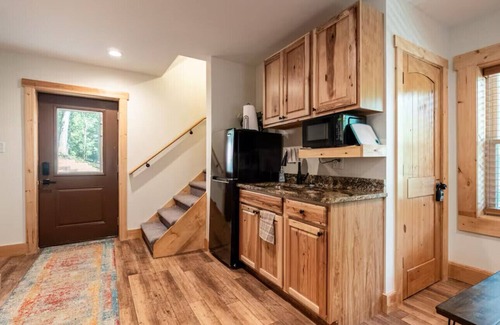 Lake Lure Cabin | Charming 3-bedroom cabin in Lake Lure