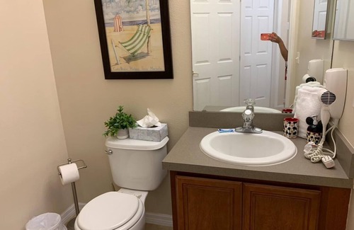 Kissimmee Ski Chalet | Charming 3-bedroom chalet with WiFi and AC in Kissimmee