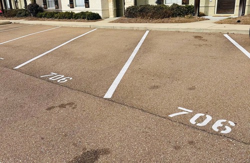 Oxford Condo | Charming 3-bedroom condo in Oxford!