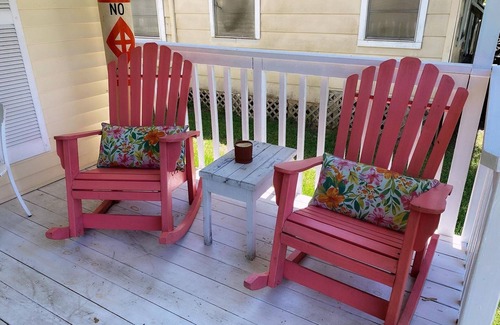 El Lago House | Charming 3-bedroom cottage in Seabrook, Texas