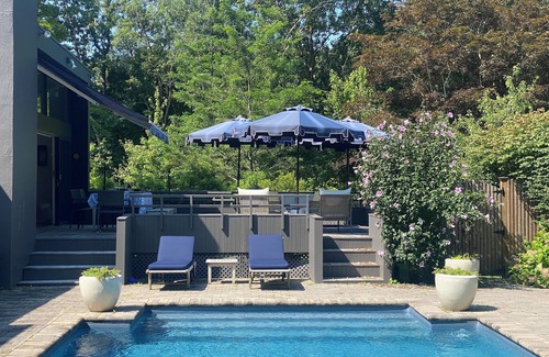 Wainscott House | Charming 3-bedroom house with AC, WiFi and heated pool in lovely Wainscott
