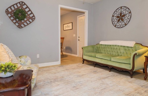 Florence House | Charming 3-bedroom house with AC, WiFi in lovely Florence