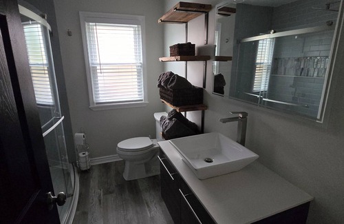 Dearborn Heights House | Charming 3-bedroom house in welcoming Detroit with AC, WiFi