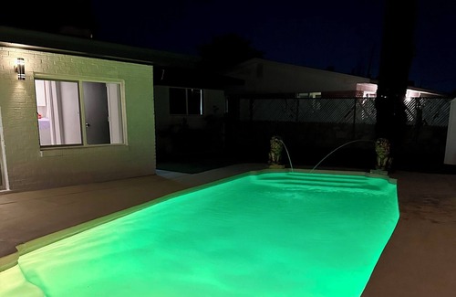 Northeast El Paso House | Charming 3-bedroom house with Pool, AC and WiFi in pleasant El Paso