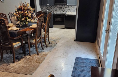Parkway Village House | Charming 3-bedroom house with AC and WiFi in marvelous Memphis