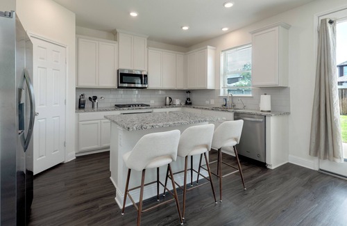 Weston House | Charming 3-bedroom house｜Pet OK｜Garage access #42420
