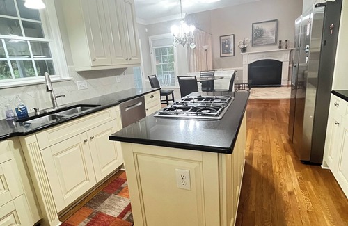 Highcroft House | Charming 3-bedroom house in serene Cary,