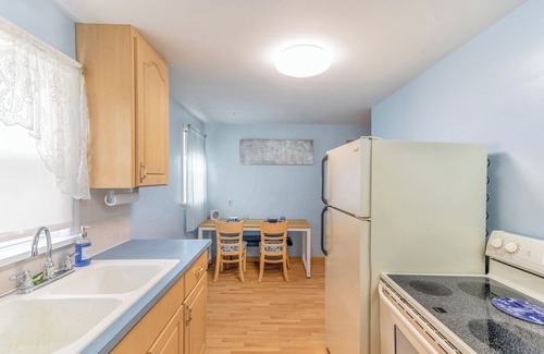 Canton House | Charming 3-bedroom house in delightful Canton with WiFi, AC