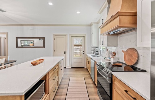 Foley House | Charming 3-bedroom house in brilliant Foley with AC, WiFi
