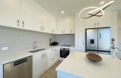 Mount Roskill House | Charming 3-bedroom townhome with AC and WiFi in delightful Auckland