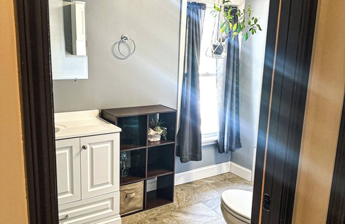 Reynoldsburg House | Charming 3-bedroom house in Reynoldsburg with Large Yard, WiFi, and pet friendly