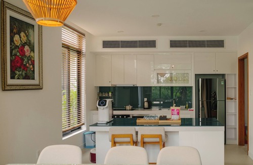 Cam Lam Villa | Charming 3-bedroom villa with Private Pool & Beach in Wyndham Resort Cam Ranh