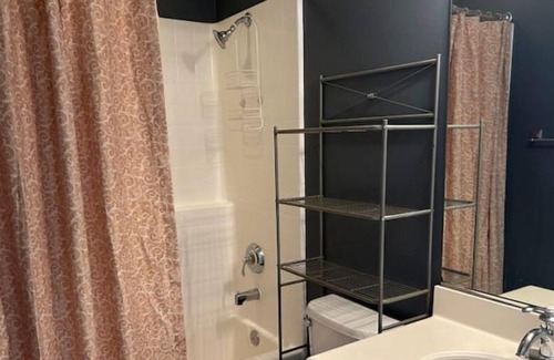 Turtle Ridge House | Charming 3 BR Near Beach/UCI