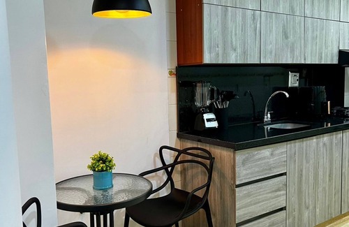 El Cabrero Apartment | Charming 3-bedroom apartment with AC, WiFi in vibrant Cartagena de Indias