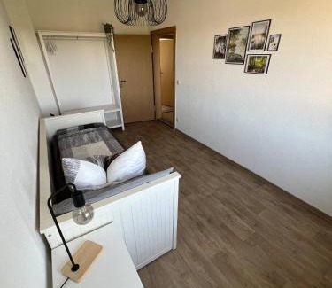 Gross-Sarchen Apartment | Charming 3-Room Apartment in Hoyerswerda, Lusatian Lake District