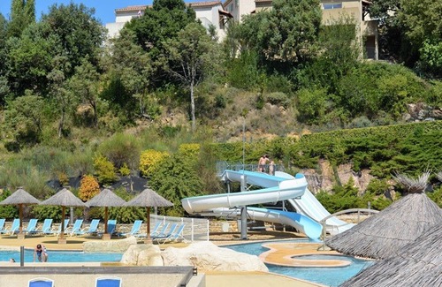 Salavas House | Charming 3-Room Duplex, Pool Access, Pet-Friendly, WiFi, Parking - Sleeps 6