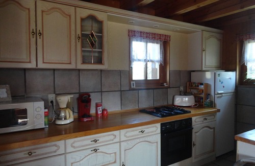 Le Memont Ski Chalet | Charming 3-star gîte in the heart of nature, free Wi-Fi