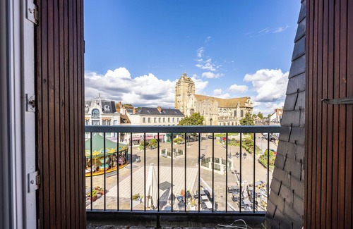 Dreux House | Charming 3-star hotel in the heart of the city but in a quiet location!