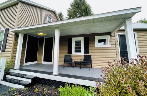Mottville Apartment | Charming 4 Bed Home in Skaneateles