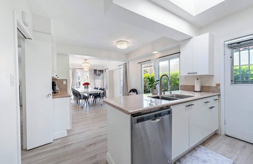 Beverly Hills House | Charming 4-bedroom house in marvelous Beverly Hills with Heated Pool