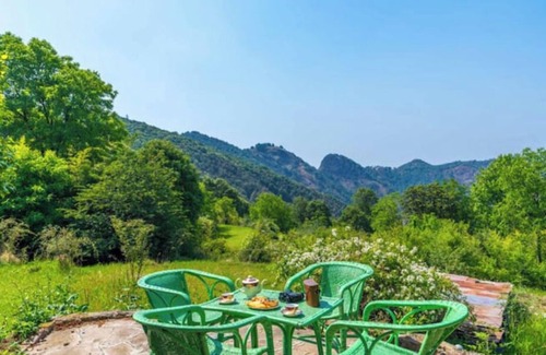 Taradevi Cottage | Charming 4-Bedroom Cottage in a Tranquil Setting