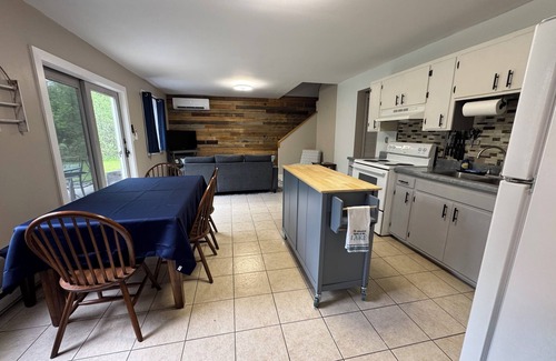 Willsboro House | Charming 4-bedroom house in Willsboro with Lake Access