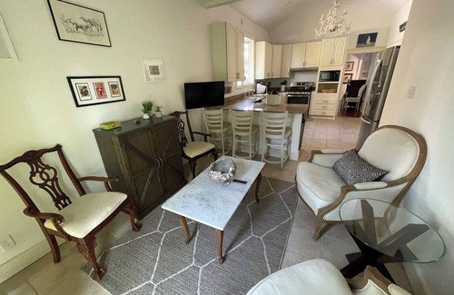 Audubon House | Charming 4-bedroom house with WiFi and AC in fantastic New Orleans