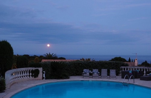 Saint-Aygulf House | Charming 4-bedroom Villa with Amazing Mediterranean Views