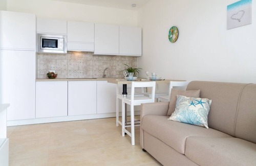 Pachino Apartment | Charming 40 sqm apartment with sea view, able to accommodate 4 people, located inside the renowned Borgo84 residence, equipped with swimming pool and cycle path. The property is located just 3 km from the center of Marzamemi, one of the most fascinating