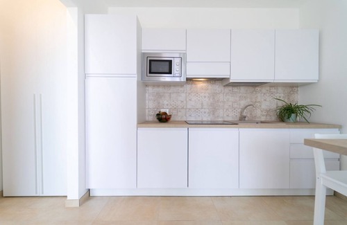Pachino Apartment | Charming 40 sqm apartment with sea view, able to accommodate 4 people, located inside the renowned Borgo84 residence, equipped with swimming pool and cycle path. The property is located just 3 km from the center of Marzamemi, one of the most fascinating