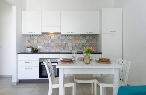 Pachino Apartment | Charming 40 sqm flat with seaview, for up to 4 people, located inside the renowned Borgo 84 residence, equipped with swimming pool and cycle path. The property is located just 3 km from the center of Marzamemi, one of the most fascinating seaside village