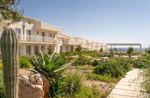 Pachino Apartment | Charming 40 sqm seaview apartment, able to accommodate up to 4 people, located inside the renowned Borgo 84 residence, equipped with swimming pool and cycle path. The property is located just 3 km from the center of Marzamemi, one of the most fascinating