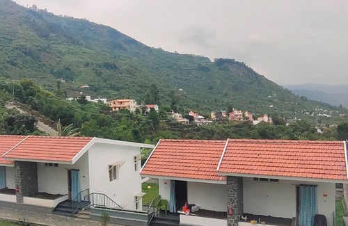 Kodaikanal Bed & Breakfast | Charming 8-bedroom bed & breakfast with WiFi in Kodaikanal