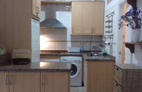 Old Town Apartment | Charming and bright apartment just 100m from the beach